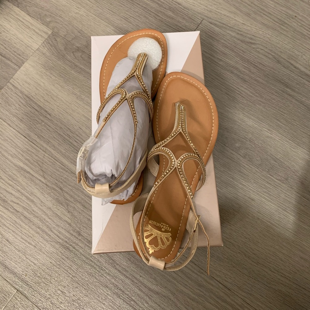 Fergalicious women’s sandals - Picture 5 of 7